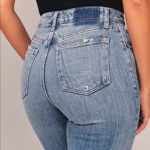 NWT Abercrombie Curve Love high rise mom jeans